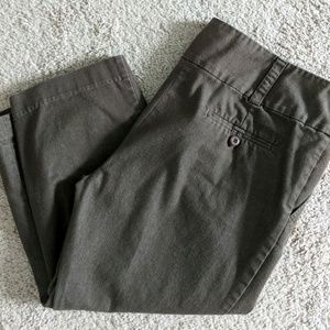 AGB capri dress pants